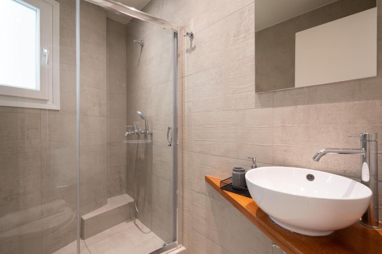 Classy Apartment In Koukaki, Walk To Metro & Acropolis Atény Exteriér fotografie
